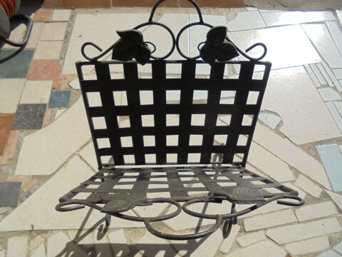  2 PORTE REVUE METALLIQUE PLIANT METAL 9 Saint-Laurent-de-Mure (69)