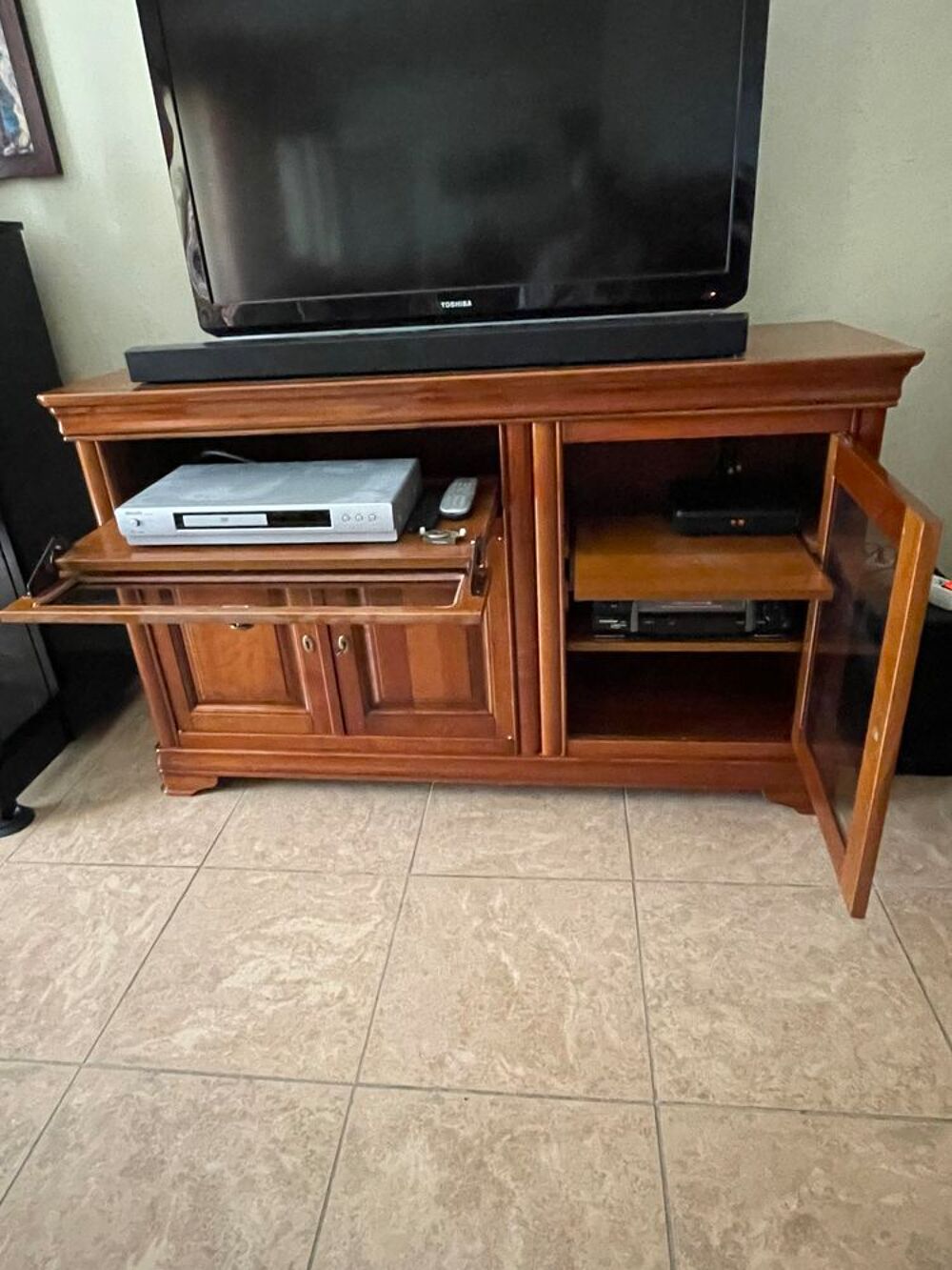 Meuble TV bois avec portes Meubles