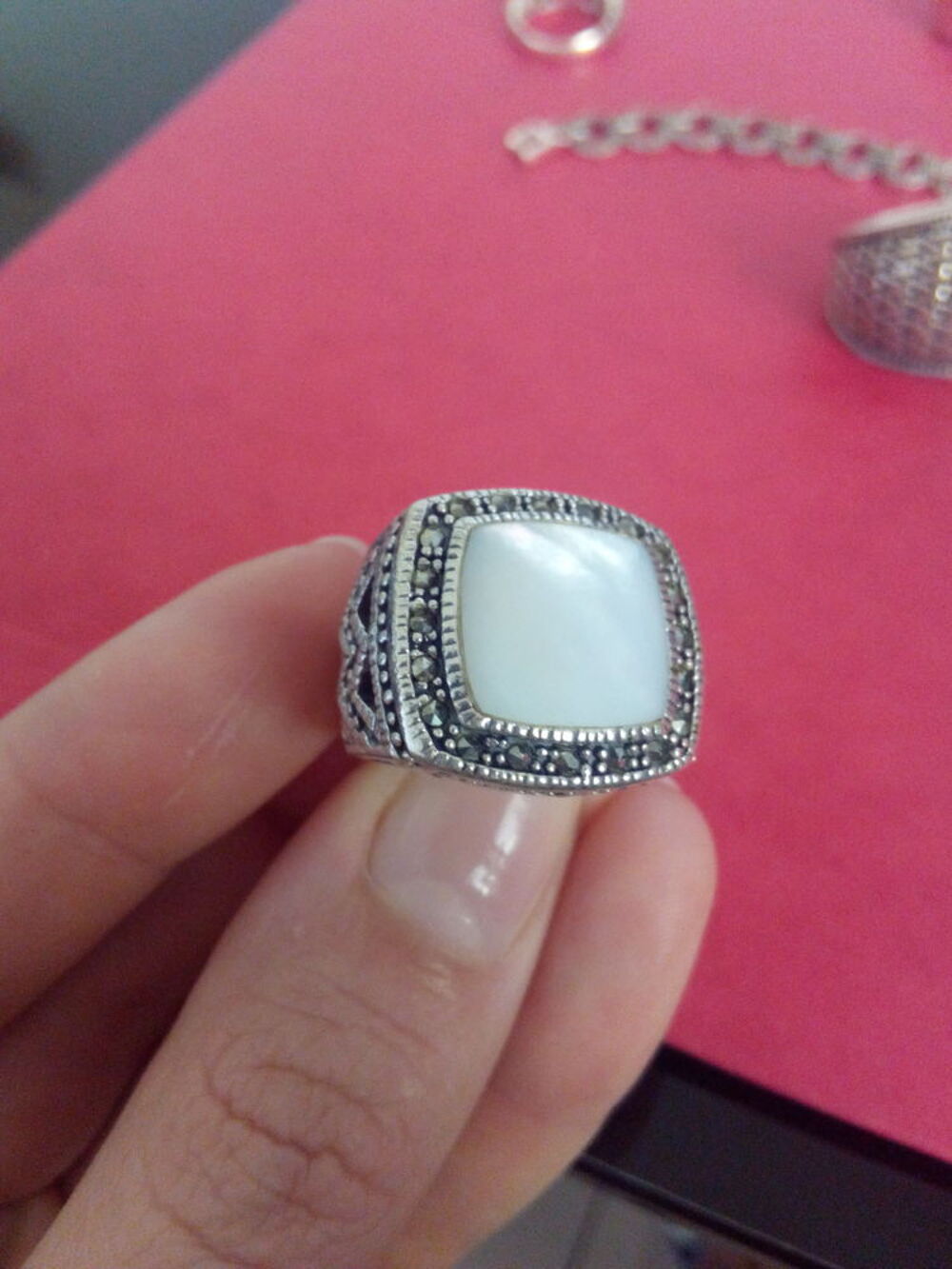 Bague en argent et pierres naturelles Bijoux et montres