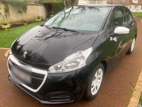 Peugeot 208 1.0 PureTech 68ch BVM5 Like 2015 occasion Martinique 97200