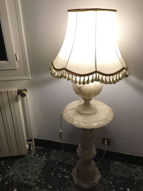 Lampadaire en albtre 25 Saint-Martin-de-Valgalgues (30)