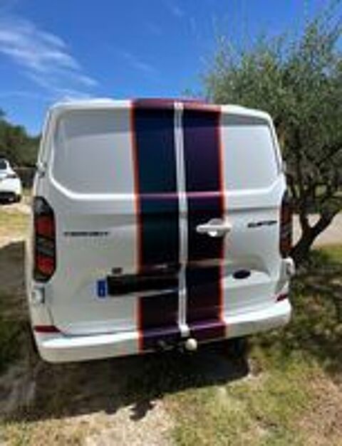 Transit Custom TRANSIT CUSTOM CA 300 L2H1 2.0 ECOBLUE 136 CH BVA8 LIMITED 2025 occasion 30250 Sommi&egrave;res
