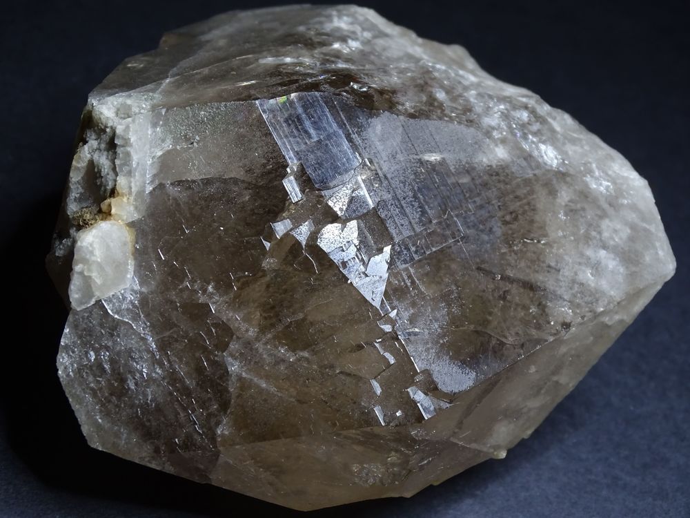 Quartz fum&eacute; Massif de l'Argenti&egrave;re Hautes-Alpes France 549gr 