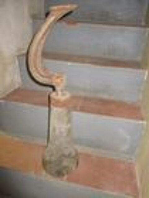 Pied de cordonnier/enclume = cordonnier = 65 euros 65 Mrignies (59)