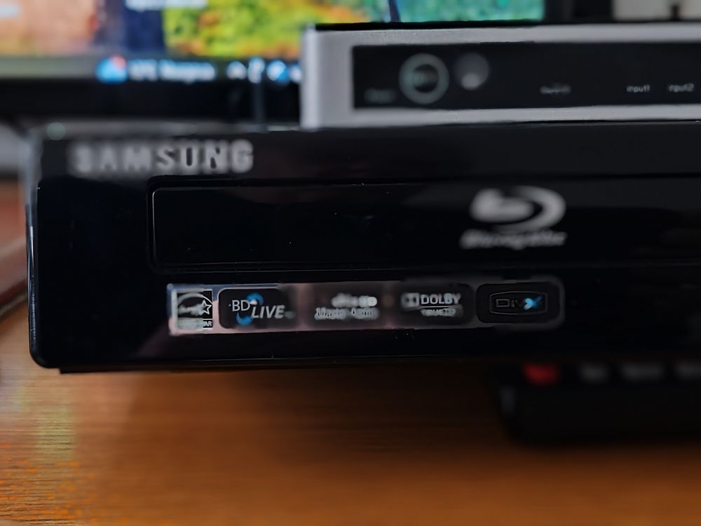 Lecteur blu-ray Samsung. DVD et blu-ray