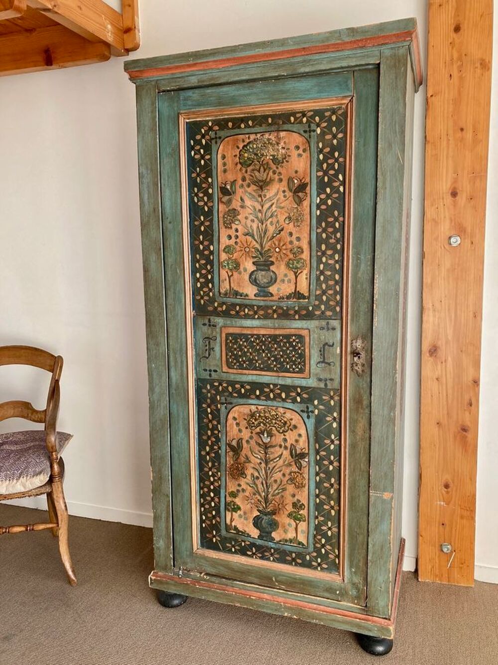 Armoire rustique peinte Meubles