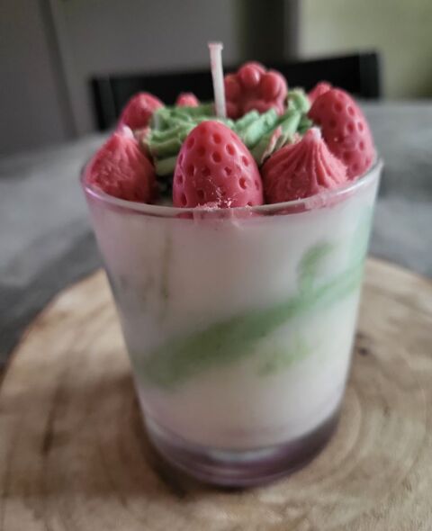 Bougie chantilly parfum�e 8.5 Saint-Marcel (56)