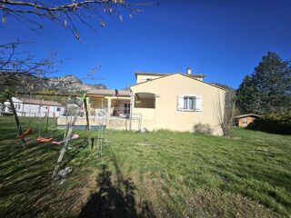  Villa à vendre 6 pièces 150 m²