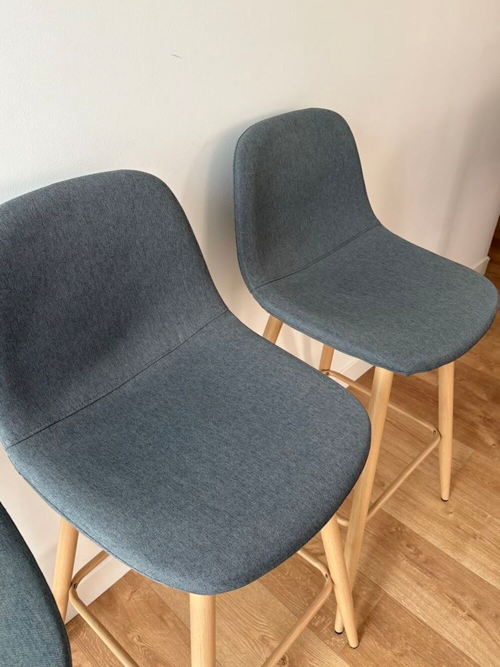 4 chaises grises hautes - 75 cm Meubles