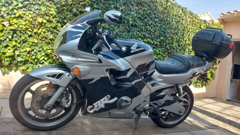 Moto HONDA 1994 occasion Peypin 13124