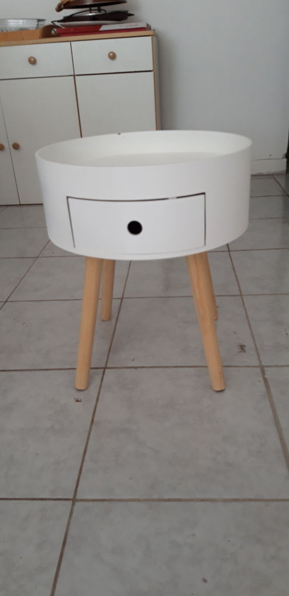Petite table blanche en bois Meubles