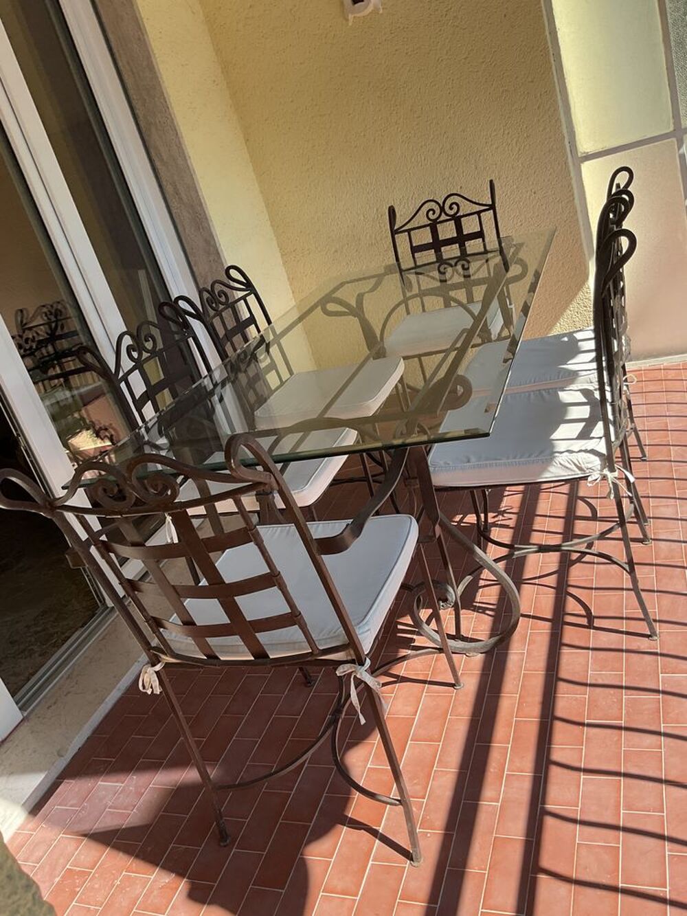 Salon de jardin en fer forg&eacute; Jardin