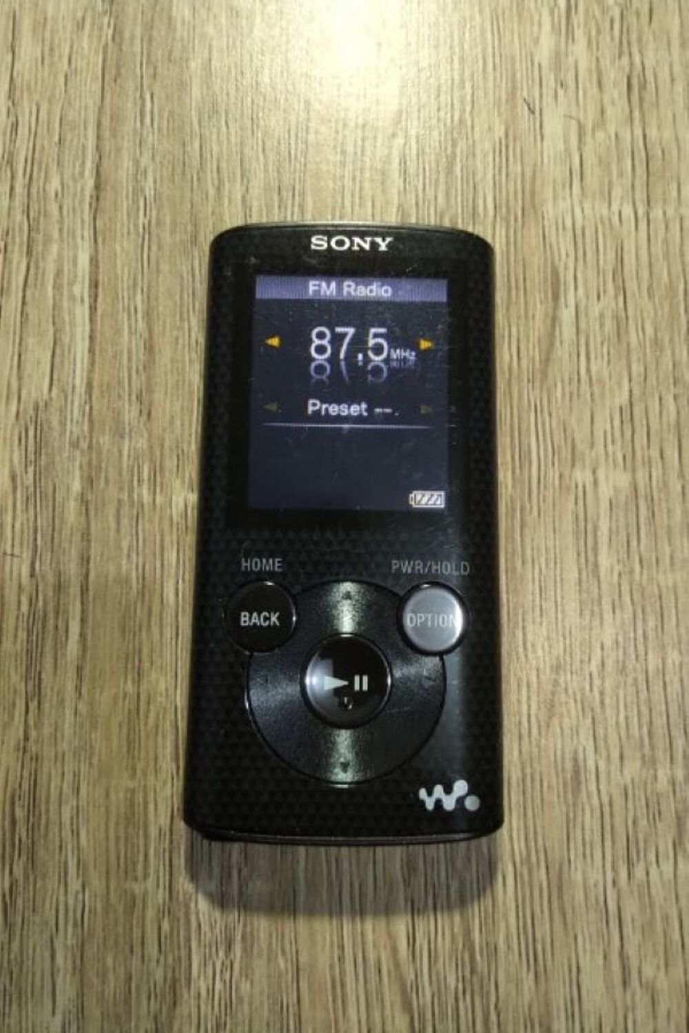 Petit lecteur MP3 SONY Walkman
Descriptif technique sony wa Téléphones et tablettes