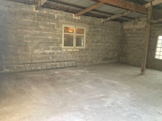  Parking / Garage � louer 65 m� Senlis