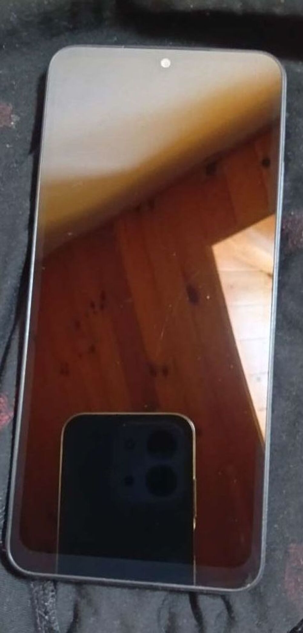 Redmi A5 128 go neuf + &eacute;couteurs buds play 6 Téléphones et tablettes
