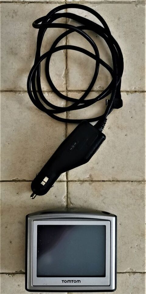 GPS TOM TOM ONE 20 Challans (85)