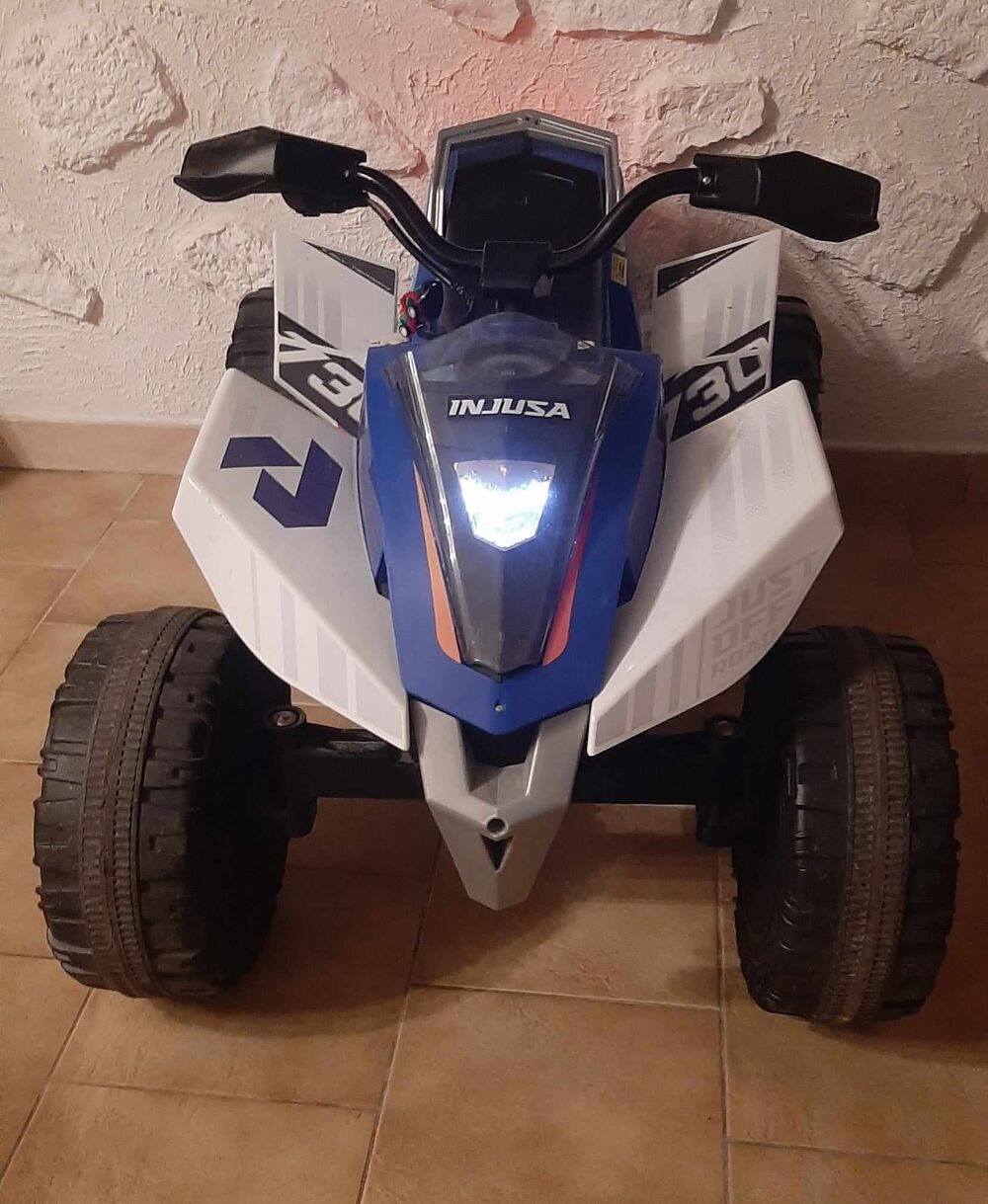 Quad enfants &eacute;lectrique Jeux / jouets