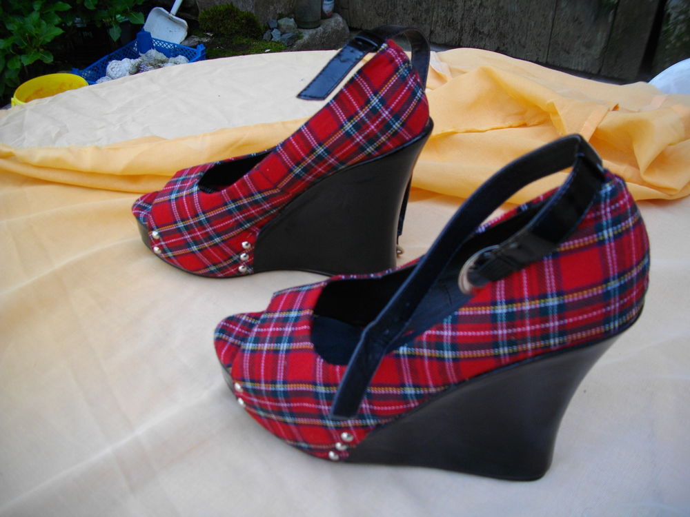 chaussures compens&eacute;es T37 Chaussures