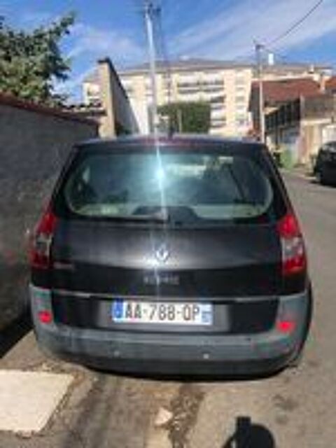 Sc&eacute;nic II Scenic 1.9 dCi 130 FAP Jade 2009 occasion 77310 Saint-Fargeau-Ponthierry