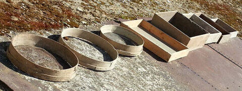 8 cadres en bois, ronds ou carr�s, t b �tat 59 Saint-Clair-sur-Galaure (38)