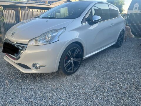 Peugeot 208 1.6 THP 200ch BVM6 GTi