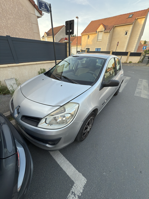 Renault clio iii Clio 1.4 16V 100 Authentique