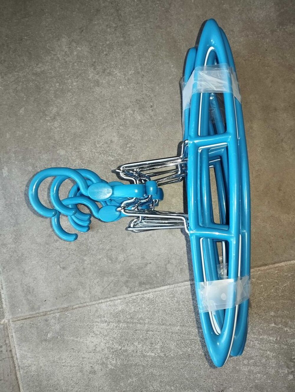Cintres Vêtements