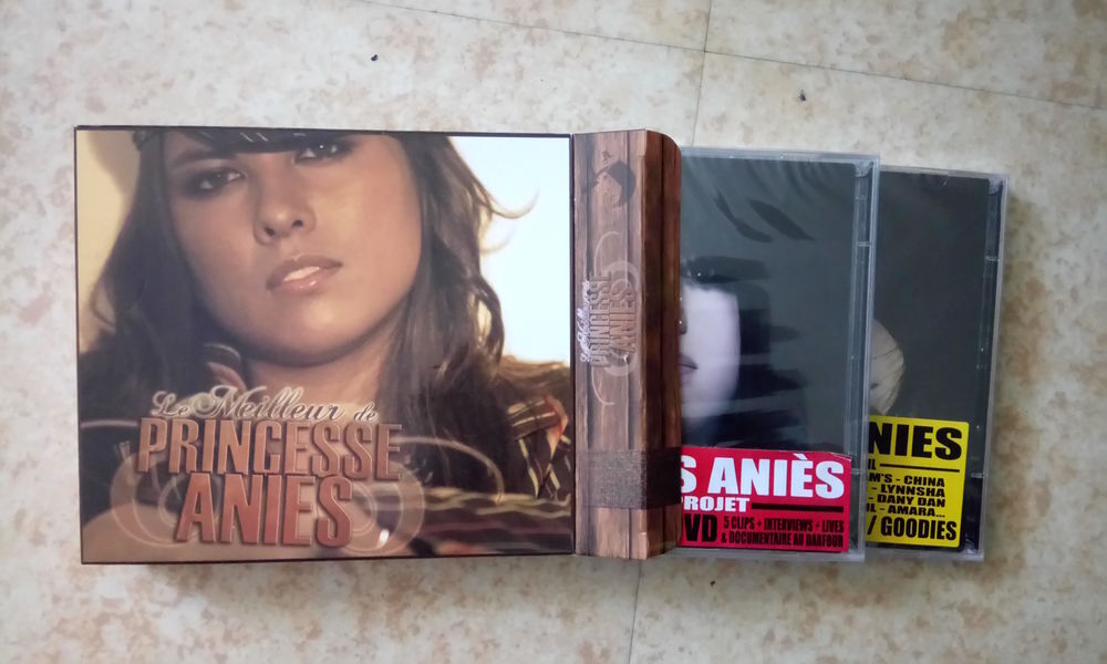 Princess aniess 
cd neufs et sous blister CD et vinyles