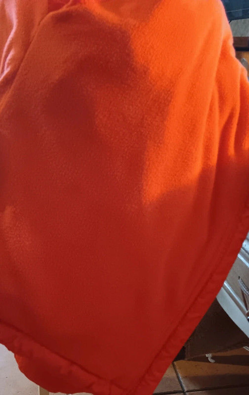Veste doudoune quasiment neuve
Vtements