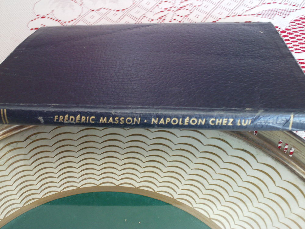 Deux livres anciens 1951 Marie Antoinette - Napol&eacute;on N&deg; 566 