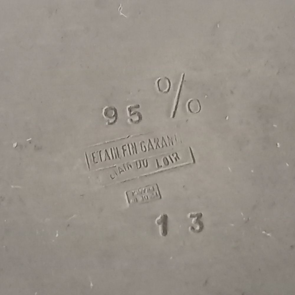 Pichet &agrave; eau en &eacute;tain avec anse , etain du loir, 95 %, , &eacute;co Cuisine