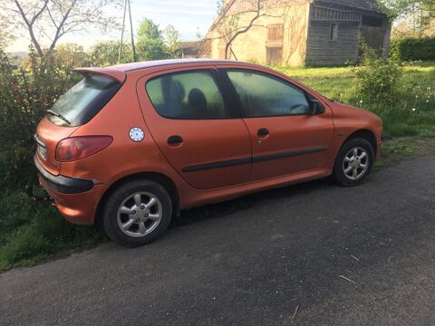 Peugeot 206 1.1i XR 2000 occasion Chassignolles 36400