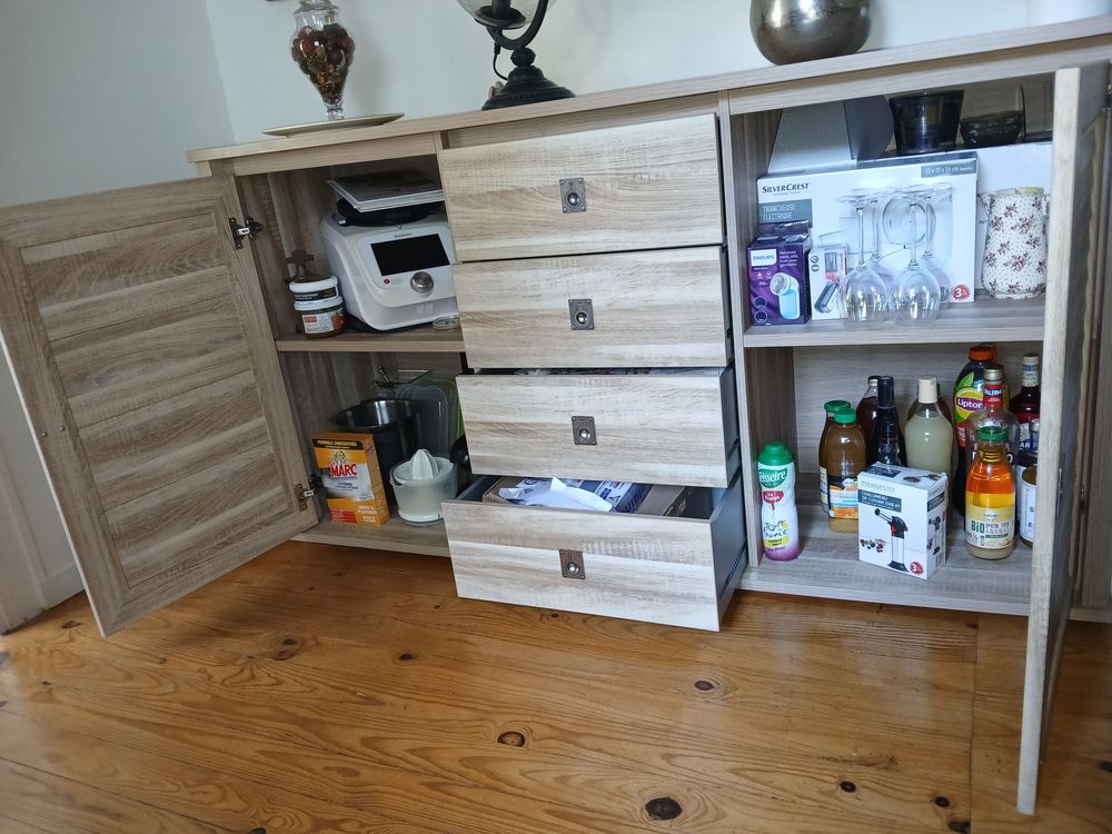 Canape buffet table basse chaises... Meubles