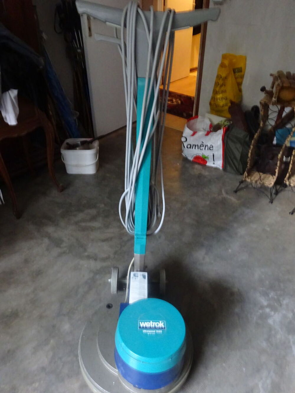 Monobrosse cireuse lustreuse Electroménager