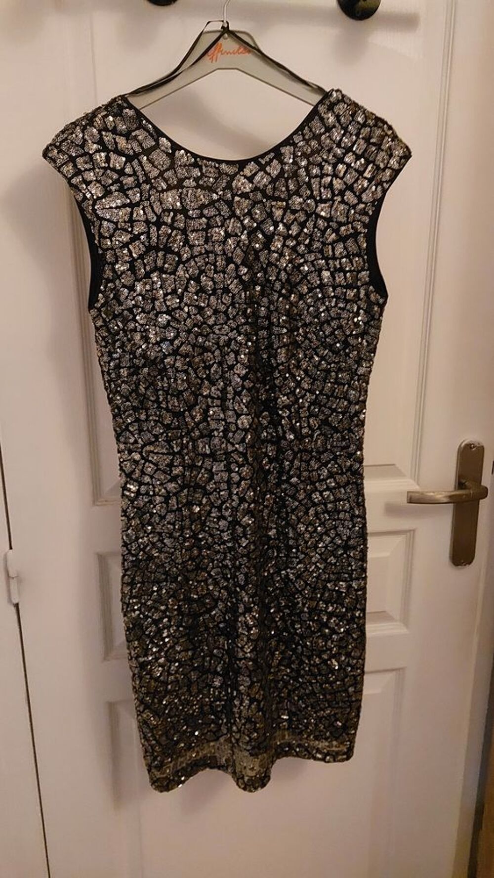 Robe paillet&eacute;e de f&ecirc;te S Vêtements