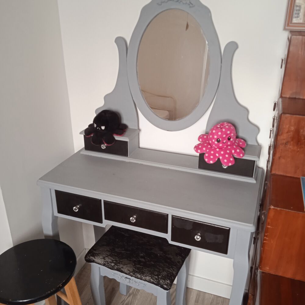 Coiffeuse 79 longueur 40 profondeur et 140 de hauteur. Repei Meubles