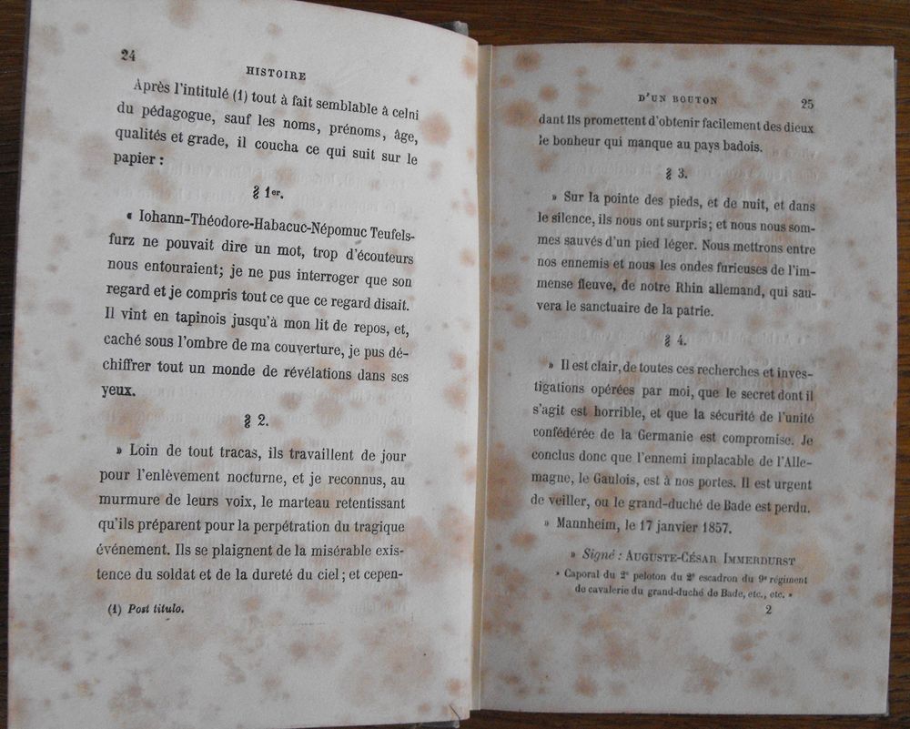 HISTOIRE D'UN BOUTON. Livres et BD