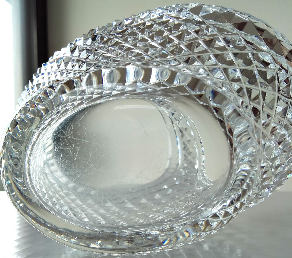 Vide-poche en cristal en forme de panier Dcoration