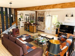  Ferme à vendre 15 + pièces 290 m²