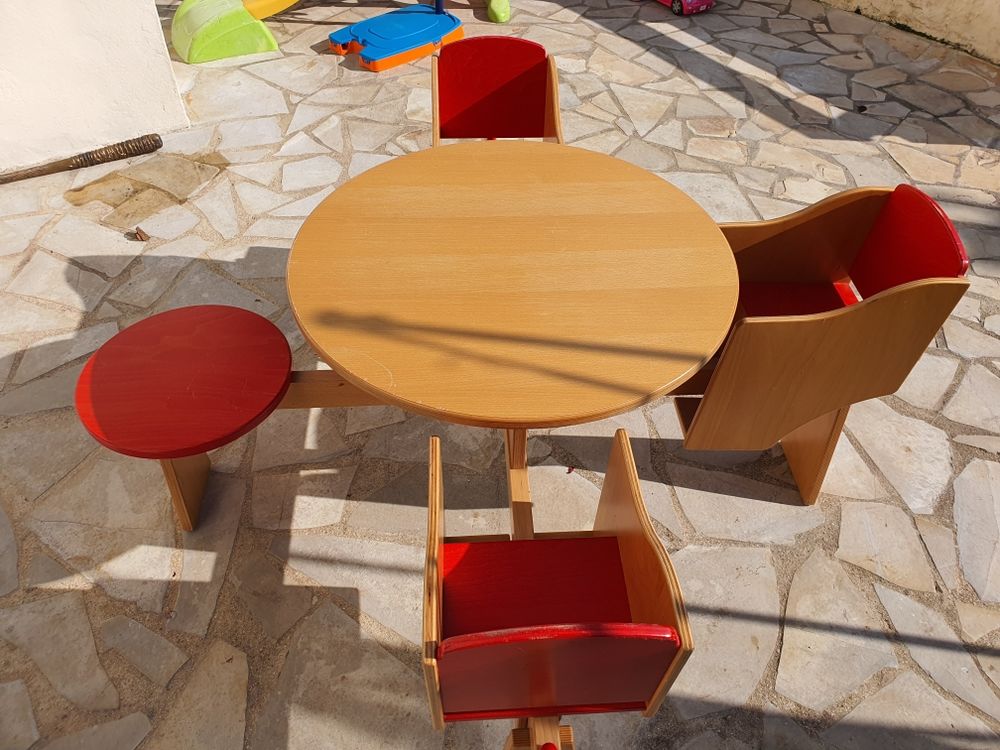 Table d'activit&eacute; enfants en bois Mobilier enfants