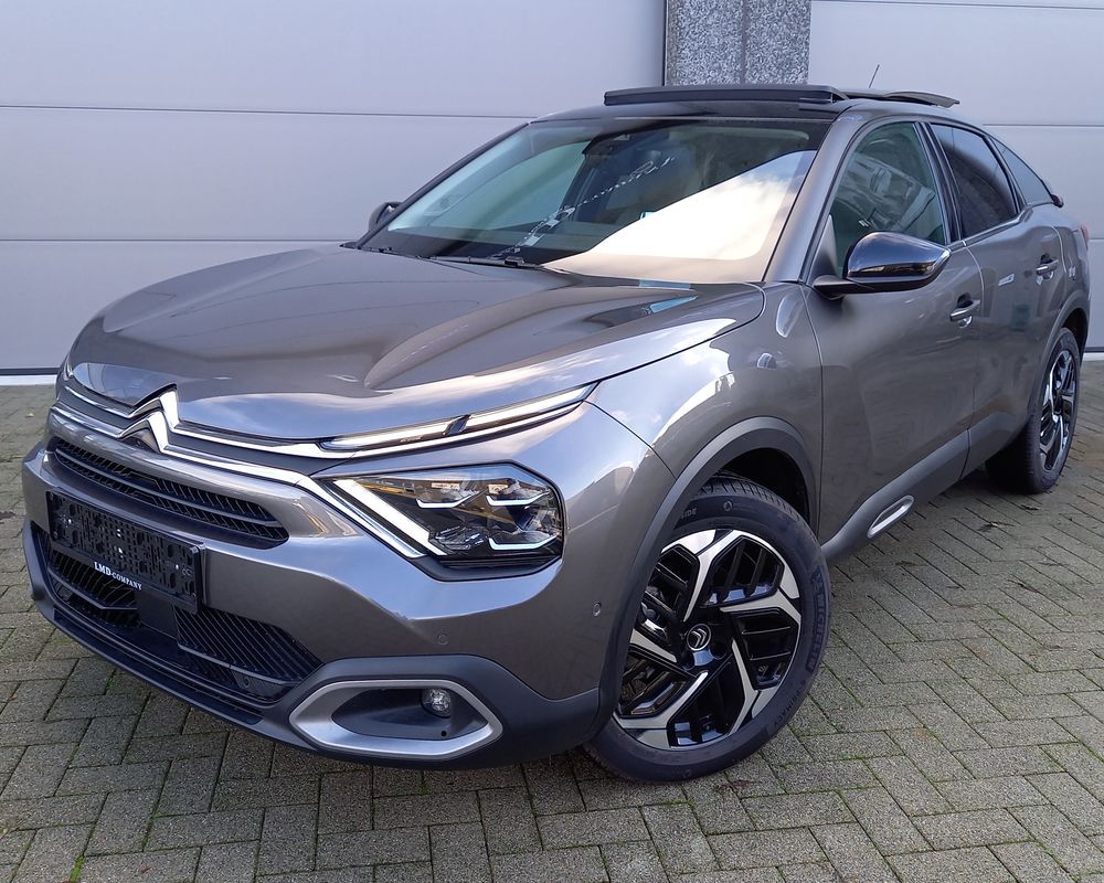 C4 ADML/CAMERA360/PARK ASSIST/TOIT*PANO/18 2022 occasion BE-8900 Ieper (Ypres)