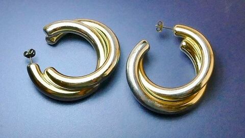 Paire de boucles d'oreilles 5 Montargis (45)