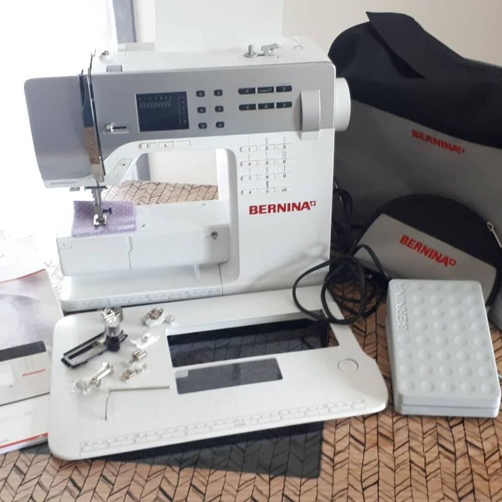 Machine &agrave; coudre Bernina B330 Electroménager