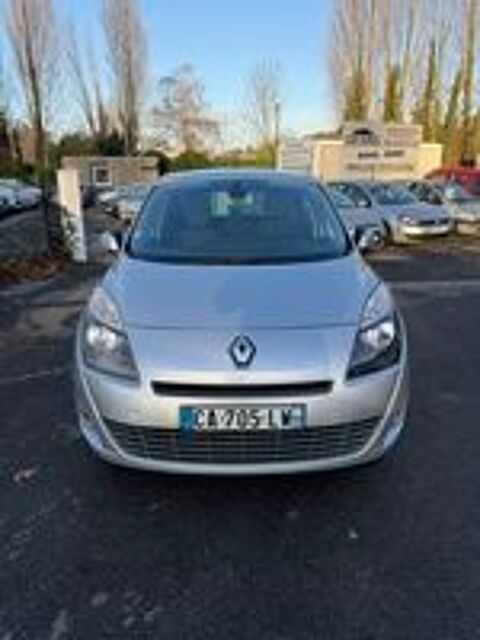Grand Sc&eacute;nic III dCi 130 FAP eco2 Dynamique Energy 7 pl 2012 occasion 60100 Creil
