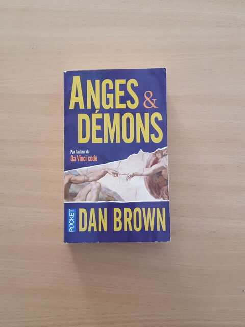 Le livre Anges & Dmons de Dan Brown 5 Sochaux (25)