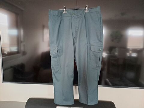 Pantalon de travail pais  Cargo  - Neuf - Taille 54 - Vert 9 Annullin (59)