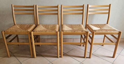 4 chaises en pin Les Essarts-le-Roi (78)