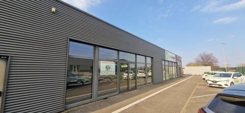 Hall commercial 126 m² - ZC Oberhoffen-sur-Moder 1000 67240 Oberhoffen-sur-moder