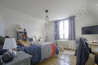  Maison  vendre 9 pices 210 m