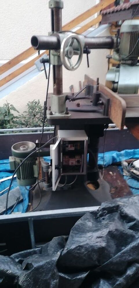 toupie pro arbre 50mm et entrazineur 3 vitesses av et ar 999 Faverges (74)